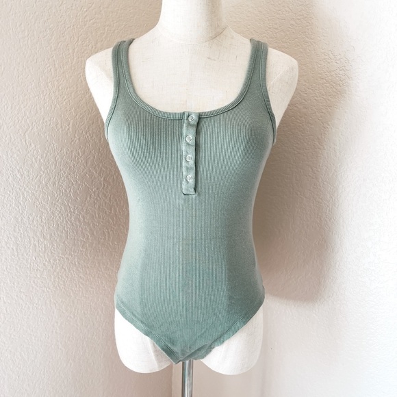 BIN#23 - BRAVE SOUL Olive Bodysui Women’s XS - Picture 1 of 9